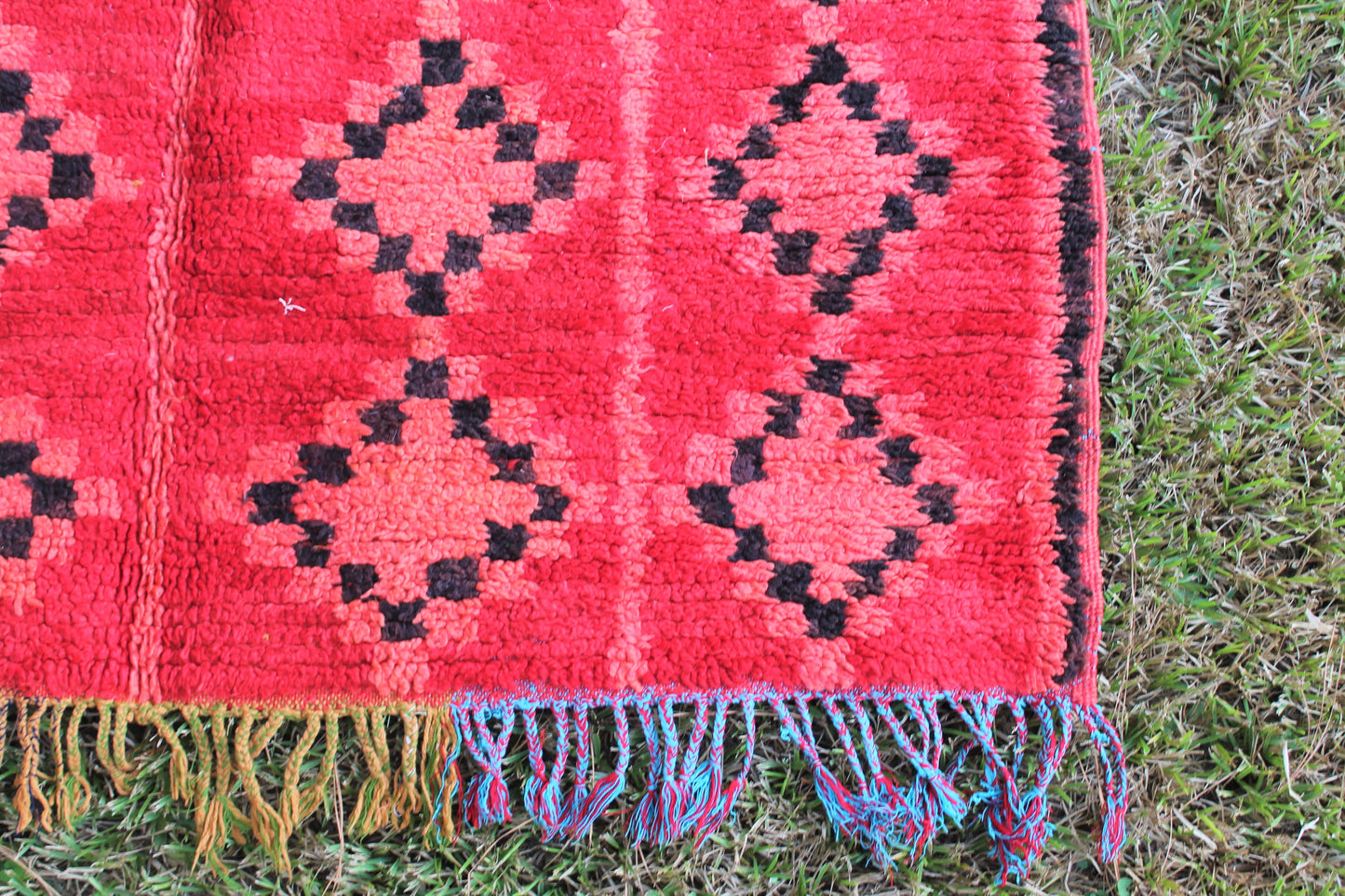 Handmade Moroccan Vintage Rug (Red)