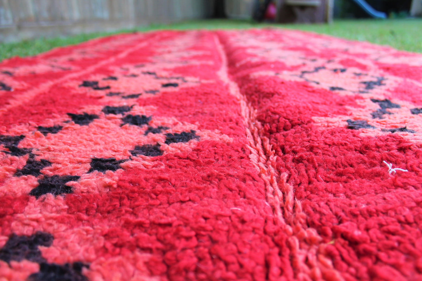 Handmade Moroccan Vintage Rug (Red)