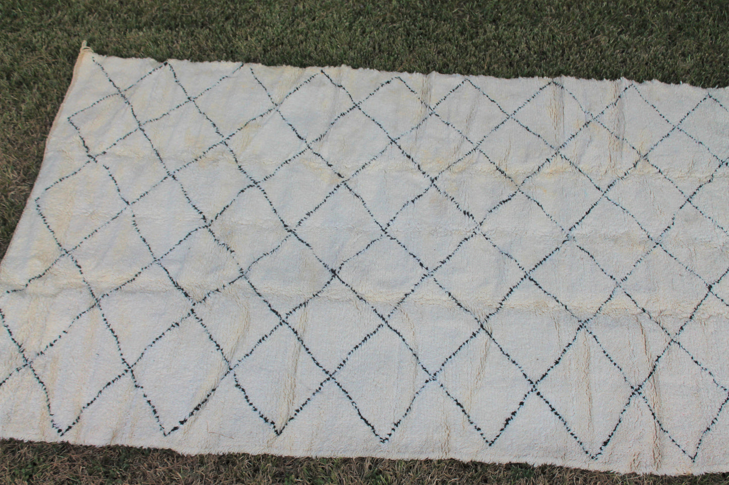 Handmade Moroccan Vintage Rug (Cream)