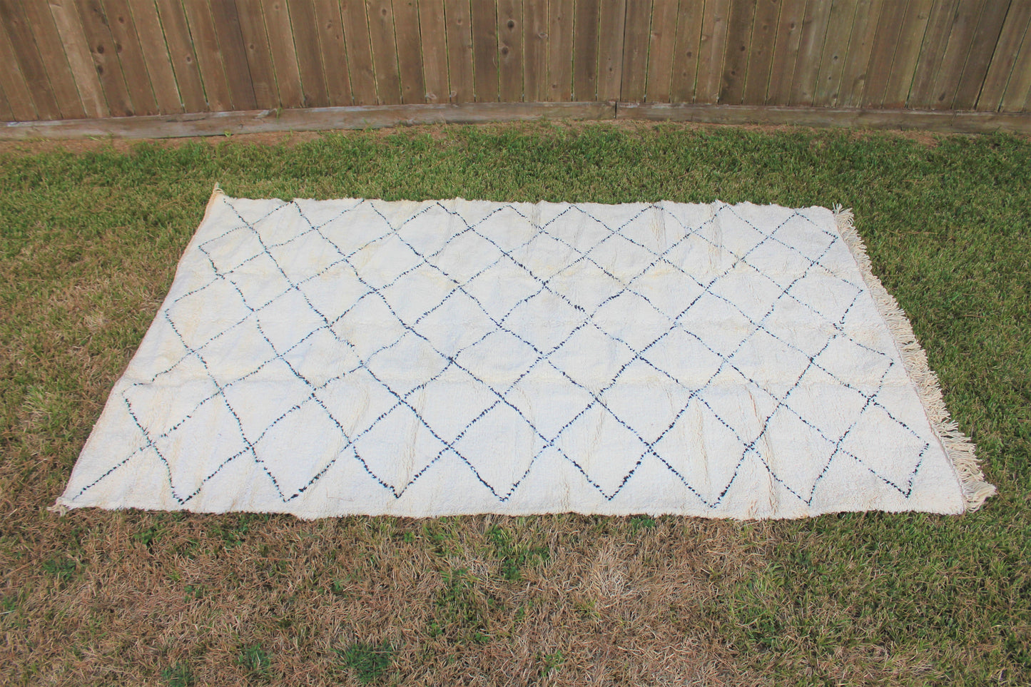 Handmade Moroccan Vintage Rug (Cream)