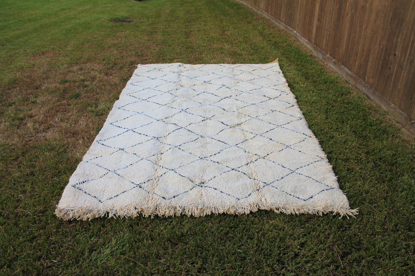 Handmade Moroccan Vintage Rug (Cream)