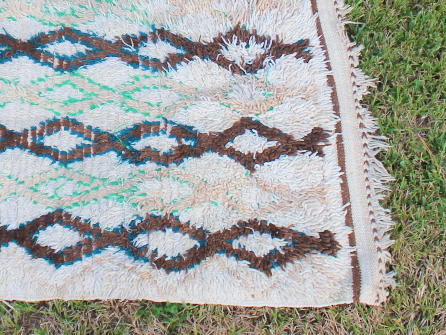 Handmade Moroccan Vintage Rug (Cream & Brown)